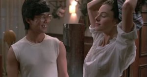 Ibyo wamenya ku mukobwa wakunzwe muri filime ya wheels on meals , uyu munsi yabaye umubyeyi mukuru.