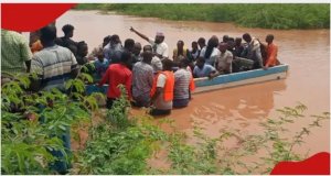 Abimukira 12 barimo umugore utwite baguye mu Nyanja bagerageza kwinjira mu Bwongereza