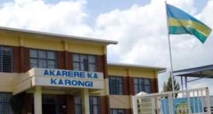 Karongi: Ba gitifu basezereye rimwe burya bari babanje gufungirwa mu karere