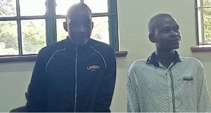 Abavandimwe babiri bahuje imbaraga bica umugabo wari uje gusura nyina nijoro