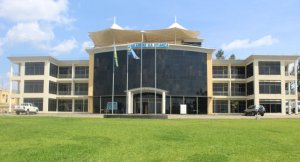 Nyanza: RIB yataye muri yombi umukobwa ukora uburaya ukekwaho kwica umukecuru 