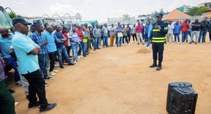 Amakosa abashoferi b'amakamyo bagomba kwirinda mu mboni za SP Kayigi