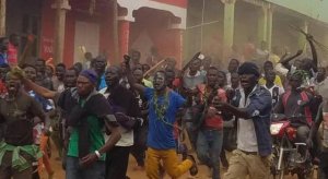 DR Congo: Uwahoze ayobora comisiyo y'amatora yakebuye urubyiruko rwishora mu rugomo aho gukora