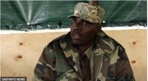 Gen Makenga yagaragaye ashimangira ko kwamburwa intwaro no kwimurwa bitabareba