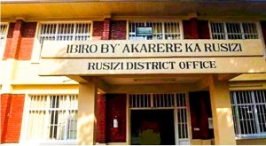 Afungiye gusambanya umwana amushukishije amafaranga y'ibiceri