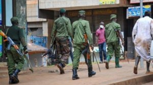 Nkubi Charles w'imyaka 50 yishe umusore w'imyaka 20 nyuma yo kumugwa gitumo ari gusambana n'umugore we mu rugo rwabo