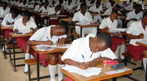 Mineduc yashyize hanze ingengabihe y'abanyeshuri biga mu mashuri abanza n'ayisumbuye 2021/2022