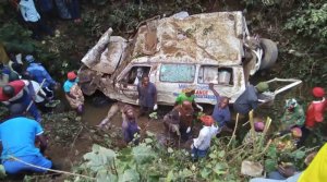 Rusizi:Imbangukiragutabara yakoze impanuka ihitana bane barimo abaforomo n'umwana w'umwaka umwe