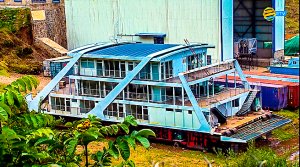 Ubwato burimo hoteli bugiye gutangira gukora mu kiyaga cya Kivu