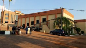 Gicumbi: Umugore w'imyaka 33 yanitse imyenda ku nsinga z'amashanyarazi ahita ahasiga ubuzima