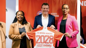 Minisitiri wa Siporo yasobanuye inyungu u Rwanda rugiye kubona nyuma y'amasezerano rufitanye Bayern Munich