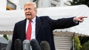 Trump yamaganye abarwanyije gahunda yo guhura na Putin