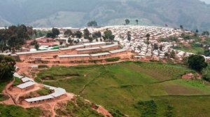 Umuyobozi wa UNHCR yasuye impunzi z'Abanyekongo zicumbikiwe muri Nkamira
