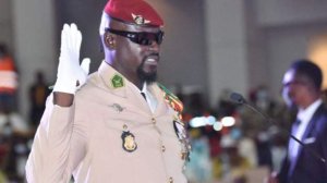 Guinea: Perezida w'inzibacyuho yashyizeho Minisitiri w'intebe w'umusivile