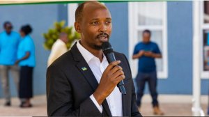 Min Nsanzimana arasaba Abanyarwanda kutanywa inzoga Na Nkeya bakita ku buzima