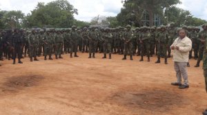 Perezida Filipe Nyusi yabwiye ijambo rikomeye RDF ubwo yabasuraga muri Mozambike