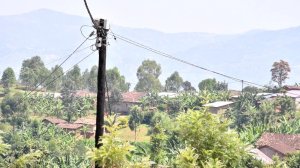 Muhanga: Amashanyarazi yabaruhuye agatadowa no gusekura imyumbati