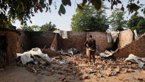 Nigeria: Abantu bitwaje intwaro bishe abarenga 160 banatwika inzu