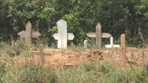 Musanze: Kutagira amarimbi bituma bakora ingendo ndende bajya gushyingura i Nyabihu