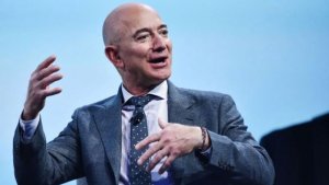 Umuherwe Jeff Bezos yinjije akayabo ka miliyari 13 z'amadolari ku munsi umwe