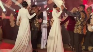 Diamond yabyinishije mu buryo budasanzwe Wema Sepetu bakundanye na Hamisa Mobetto babyaranye abantu baratungurwa