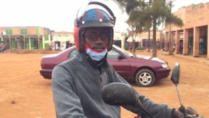 Kamonyi: Ushinzwe amasomo yahisemo kuba umumotari kubera Coronavirus