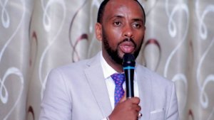  Amafaranga nashyize muri Rayon Sports nayayigurije kubushake-Munyakazi Sadate