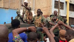 Mali: Perezida Keita na bamwe mu bagize Guverinoma bafunzwe n'abasirikare bashaka kumuhirika ku butegetsi