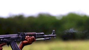 Rulindo: Polisi yarashe umugabo wahamwe n'icyaha cyo gutobora amazu washakaga gutoroka aho yari afungiye