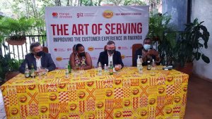 Skol na GIZ bari guhugura abakora muri Hotel na Resitora ku mitangire ya serivisi izira amakemwa 