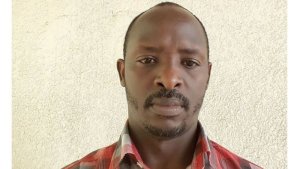 Urubanza rwa Christopher Kayumba wahoze ari umwarimu wa kaminuza rwasubitswe