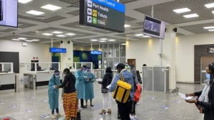 U Rwanda rwasubijeho itegeko ryo kwishyira mu kato ku bantu baturutse mu mahanga