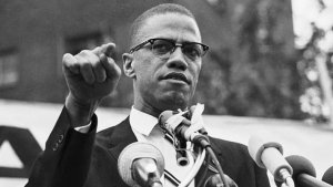 Amateka ya Malcolm X impirimbanyi yarwanyije irondaruhu ikabizira