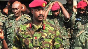 Gen Muhoozi yifurije Ian Kagame witegura kuba Ofisiye amahirwe Masa