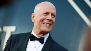 Bruce Willis wakunzwe muri filimi zitandukanye yasezeye kubera impamvu ikomeye