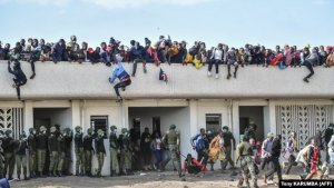 Kenya: Benshi bakomerekeye mu mpanuka yabereye mu muhango wo kurahiza Ruto