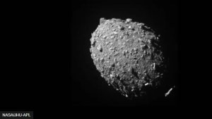 Ibuye ryo mu isanzure ryahinduriwe icyerekezo n'icyogajuru cya NASA