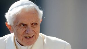 Papa Benedict XVI yatabarutse 