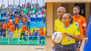 Abafana ba Kiyovu Sports batutse Mukansanga Salima nyuma yo kutishimira imisifurire ye