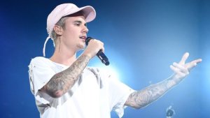 Justin Bieber yagurishije uburenganzira yari afite ku bihangano bye kuri miliyoni $200