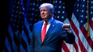 Donald Trump wayoboye Amerika yasabye abamushyigikiye kwigaragambya kuko ngo azafungwa ku wa Kabiri