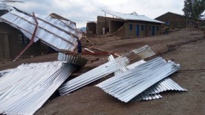 Abantu 11 bamaze guhitanwa n'ibiza bitewe n'imvura abandi 48 barakomereka