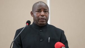 Bagiye kuboneza urubyaro!Perezida Ndayishimiye yavuze umubare ntaregwa umurundi akwiye kubyara