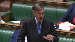 Umudepite yasabiye bamwe mu byayobozi kwirukanwa banze ko abimukira baza mu Rwanda