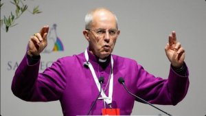 Musenyeri Welby yasabye Abangilikani muri Uganda kudakurikiza itegeko rihana ubutinganyi