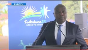 Min. Edouard yasabye Abanye Rubavu kubungabunga impano bagenewe n'Umukuru w'Igihugu