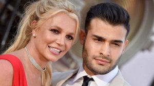 Sam Asghari yasabye gatanya kubera ko Britney Spears yamukubitaga asinziriye