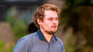 Umworozi yateze camera mu nka ze ifata umugabo ari gusambanya imwe muri zo