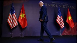 Perezida Biden yaciwe mu Ijambo ubwo yasubizaga Abanyamakuru