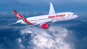 Indege ya Kenya Airways yananiwe kugwa ku kibuga cy'indege i Kanombe